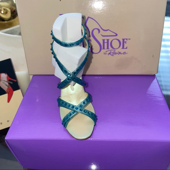 Just The Right Shoe By Raine Passion Teal - Picture 4 of 11